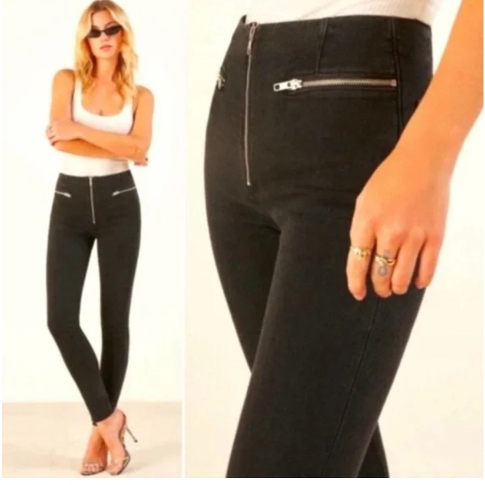 REFORMATION Niki Jeans in Argentine Wash